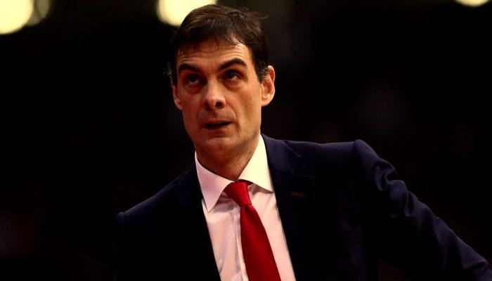 Μπαρτζώκας: “Να δούμε το ημίχρονο των λαθών”. Μίνιτς: “Υπάρχει κορμός”