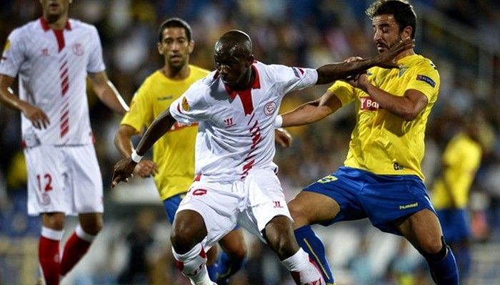 Οφσάιντ το πρώτο γκολ της Σεβίλλης, γκολάρα το δεύτερο (VIDEO)