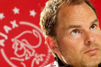 Mένει στον Αγιαξ ο ντε Μπουρ