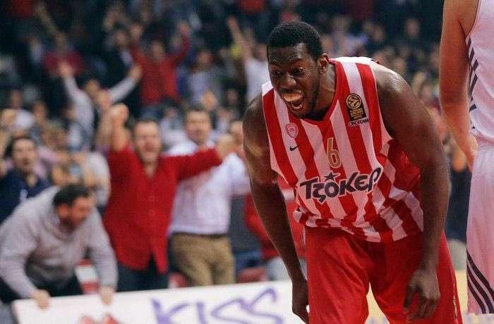 Αμυντικός της χρονιάς ο Ντάνστον