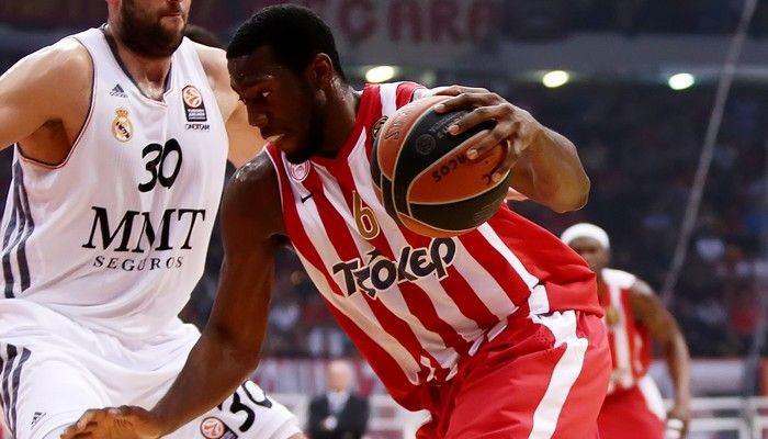 Ο Ντάνστον “γκρέμισε” τον Ρούντι (VIDEO)