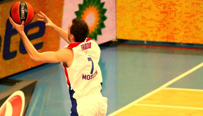 Ο Φριτζόν στέλνει το παιχνίδι στην παράταση