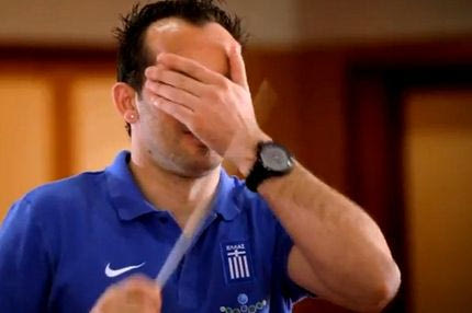 Ορχήστρα με μαέστρο τον… Γκέκα (VIDEO)