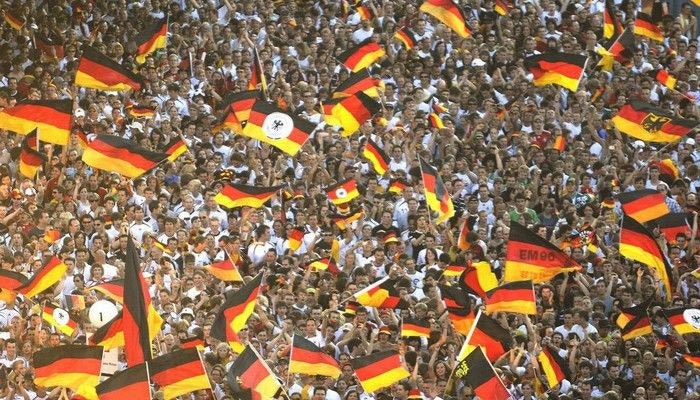 Πιο αργά στη δουλειά ελέω Μουντιάλ!