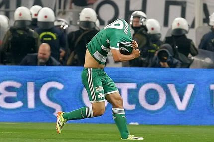 Kαι ολλανδικά μάτια για Καρέλη