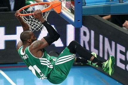 Λασμέ: “Κορυφαία άμυνα στην Ευρώπη”