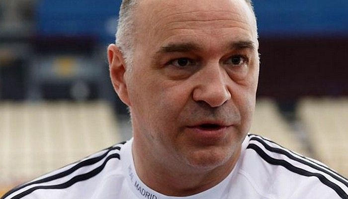 Τρίζει η καρέκλα του Λάσο