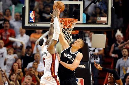 NBA Top 5: Στην κορυφή η τάπα – φάουλ στον Λεμπρόν