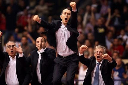 Photostory: Οι εκδηλωτικοί Αγγελόπουλοι και ο εχθρός Μπουρούσης