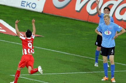 Η ξεδιαντροπιά της εφετινής Super League