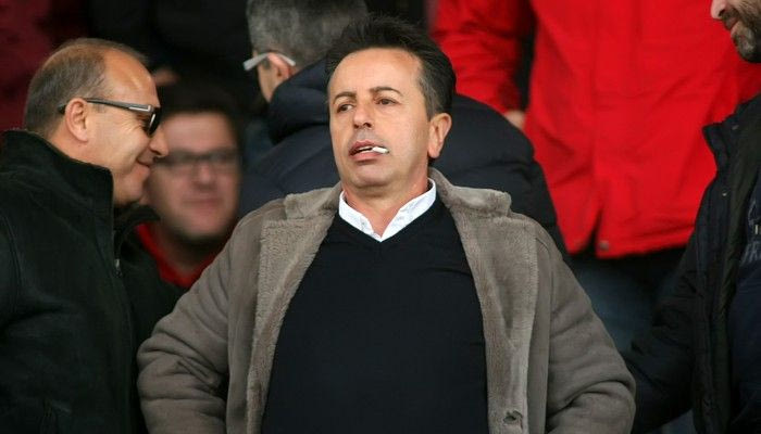 Παραμένει στην ηγεσία της ΑΕΛ ο Πλεξίδας