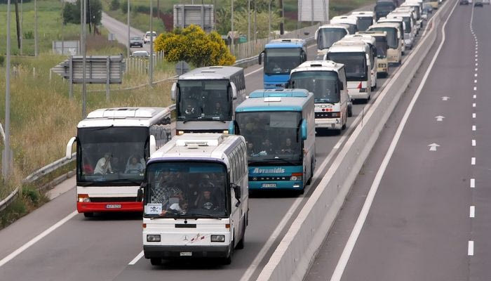 PHOTOS από την κάθοδο των πούλμαν του ΠΑΟΚ