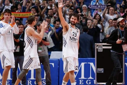 Το συγκινητικό “encore” των παικτών της Ρεάλ (VIDEO)