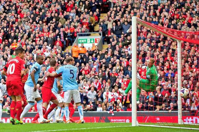 Δεύτερο γκολ για τη Λίβερπουλ με τον Σκερτλ (VIDEO)