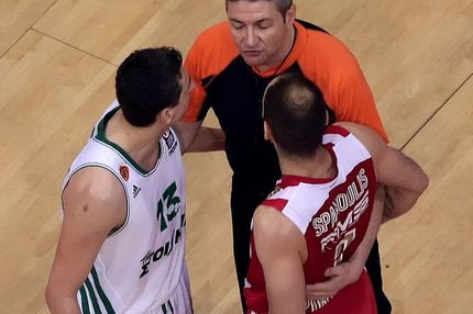 Η συζήτηση με τον Τάσο Μαγουλά