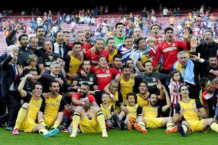 Γιατί δεν χειροκροτάτε;