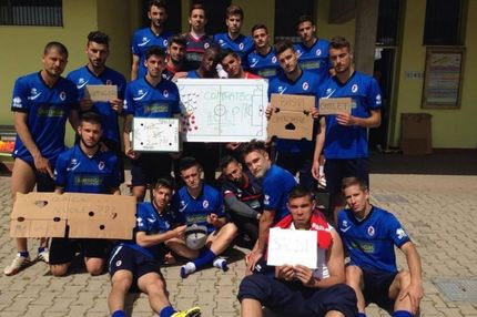 Επαιτεία από τους παίκτες της Μπάρι του Βοσνακίδη για έναν αγοραστή!