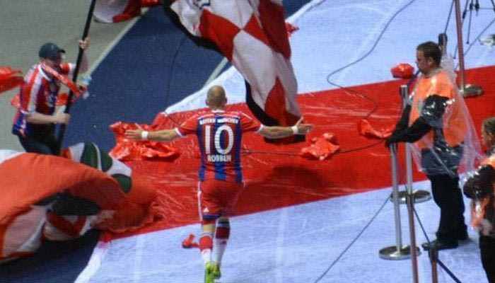 Η Μπάγερν ανοίγει το σκορ επί της Ντόρτμουντ (VIDEO)