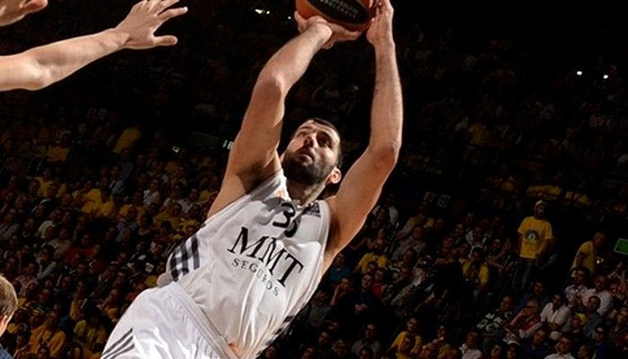 Μπουρούσης: “Τι 38 τι ένας πόντος;”