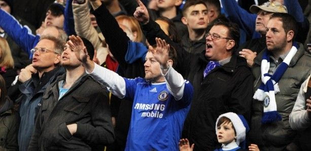 Απαγόρευση εισόδου επειδή ήταν… όρθιος!