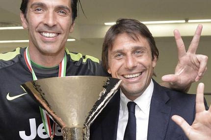 Άλλο ένα χρόνο ο Κόντε