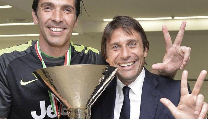 Άλλο ένα χρόνο ο Κόντε