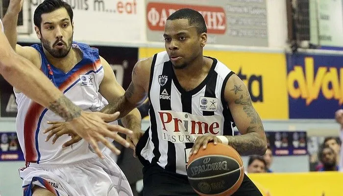 Ο Κούπερ στη Βοσνία…