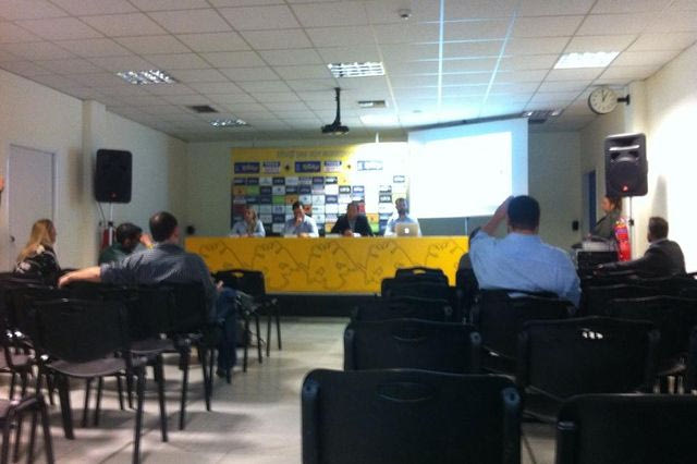 Η ΑΕΚ παρουσίασε την εφαρμογή της στα κινητά