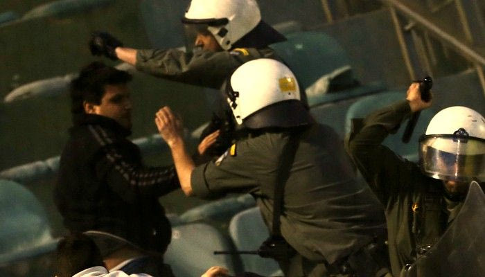 Προσαγωγές και συλλήψεις στη Λεωφόρο