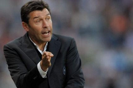 Αυτόν που ξέρει διάλεξε για προπονητή