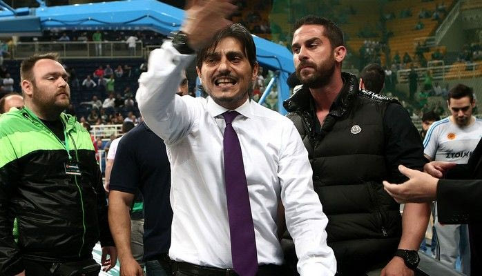 “Επικίνδυνος και εγωκεντρικός ο Παπαθεοδώρου”