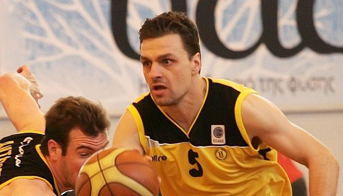 Ο Καρύδας έστειλε τον Κόροιβο στην Α1 (VIDEO)