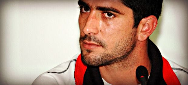 Κωνσταντίνου: “Έχουν πίεση και οι δύο”