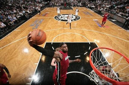 NBA Top 5: Ο “βασιλιάς” ξαναχτύπησε