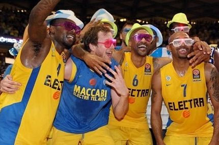 “Η Μακάμπι έπαιξε με πέντε νέγρους!”