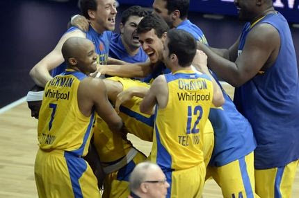 Οι τάπες, τα καρφώματα και ο φυσικά ο Ράις (VIDEO)