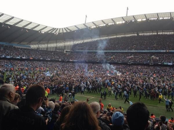“Τρελάθηκαν” οι φίλοι της Σίτι (VIDEO)