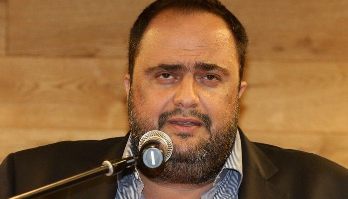 Μαρινάκης: “Δύο ελληνόπουλα, δύο επιθετικούς και έναν στο κέντρο”