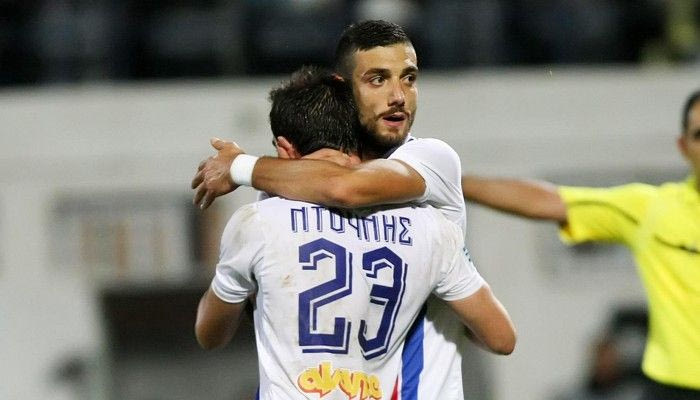 Θέλουν πλήρη εικόνα για τους καινούργιους