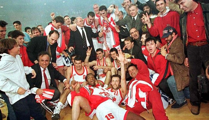 “Σκάσε ρε μ@@@α”