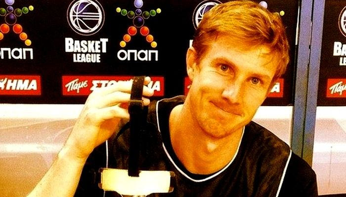 Στη Σαλόν ο Πέιν