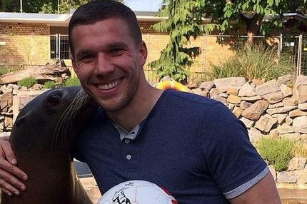 O Ποντόλσκι και η… φώκια! (VIDEO)