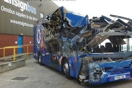 Τρέλα στο twitter με το πούλμαν του Μουρίνιο (PHOTOS)