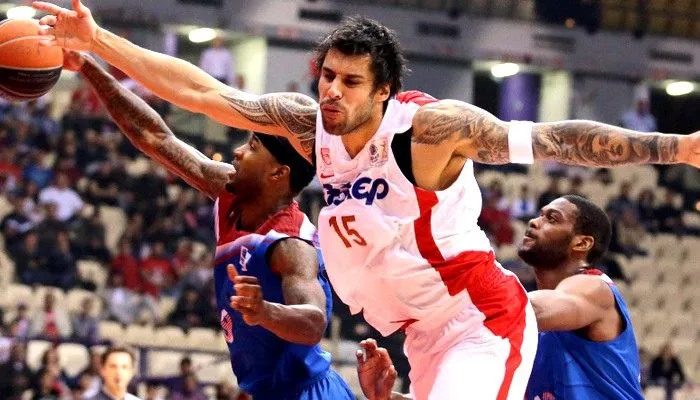 Ολυμπιακός-Πανιώνιος 84-58