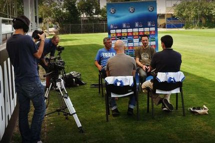 Το backstage της συνέντευξης Σάντος στο Contra.gr (photos)