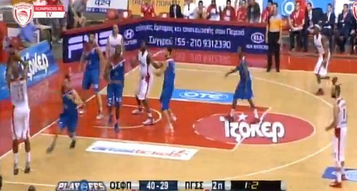 Κορυφαία φάση το buzzer beater του Κόλινς (video)