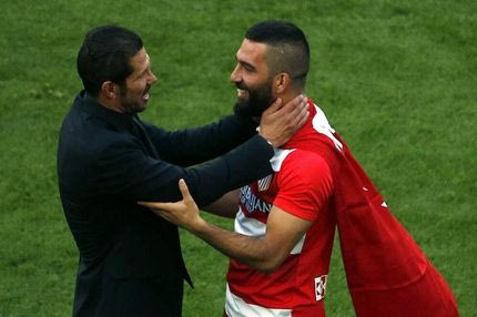 Σιμεόνε: “Στην περιοχή μας αμυνόταν κι ο Αραγονές”