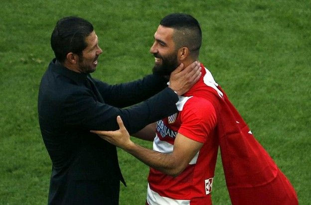 Σιμεόνε: “Στην περιοχή μας αμυνόταν κι ο Αραγονές”