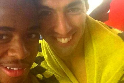 PHOTO με τον Σουάρες για το αντίο της σεζόν ο Στέρλινγκ