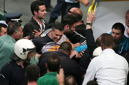 Επίθεση στον Σχινά (PHOTOS)